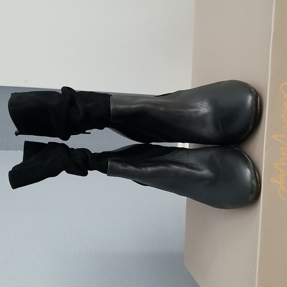 Make Offer - Limited Sale! Ladies ankle boots - Picture 2 of 3